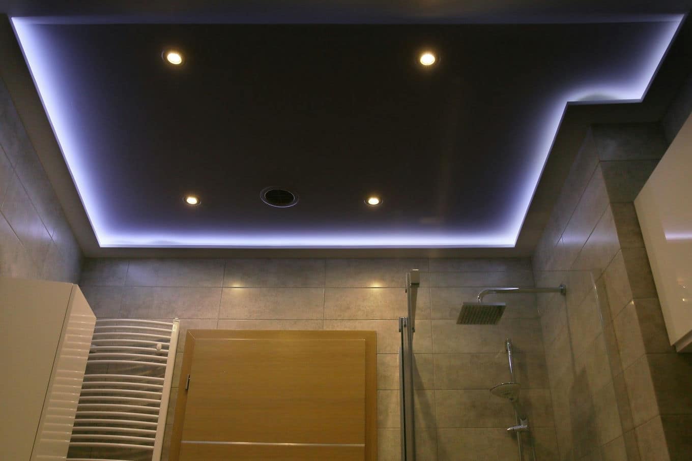 Oświetlenie LED w łazience